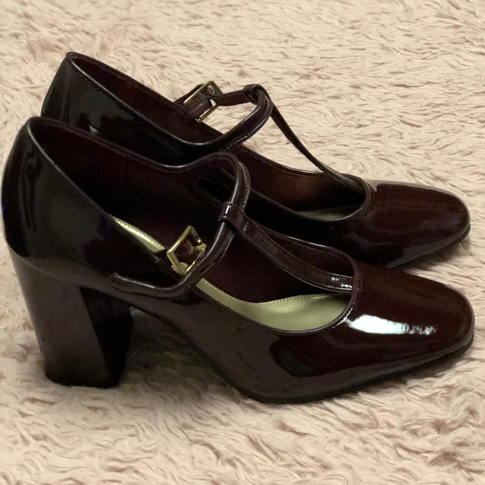 Women’s Shoe